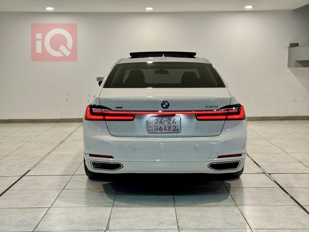 BMW 7-Series